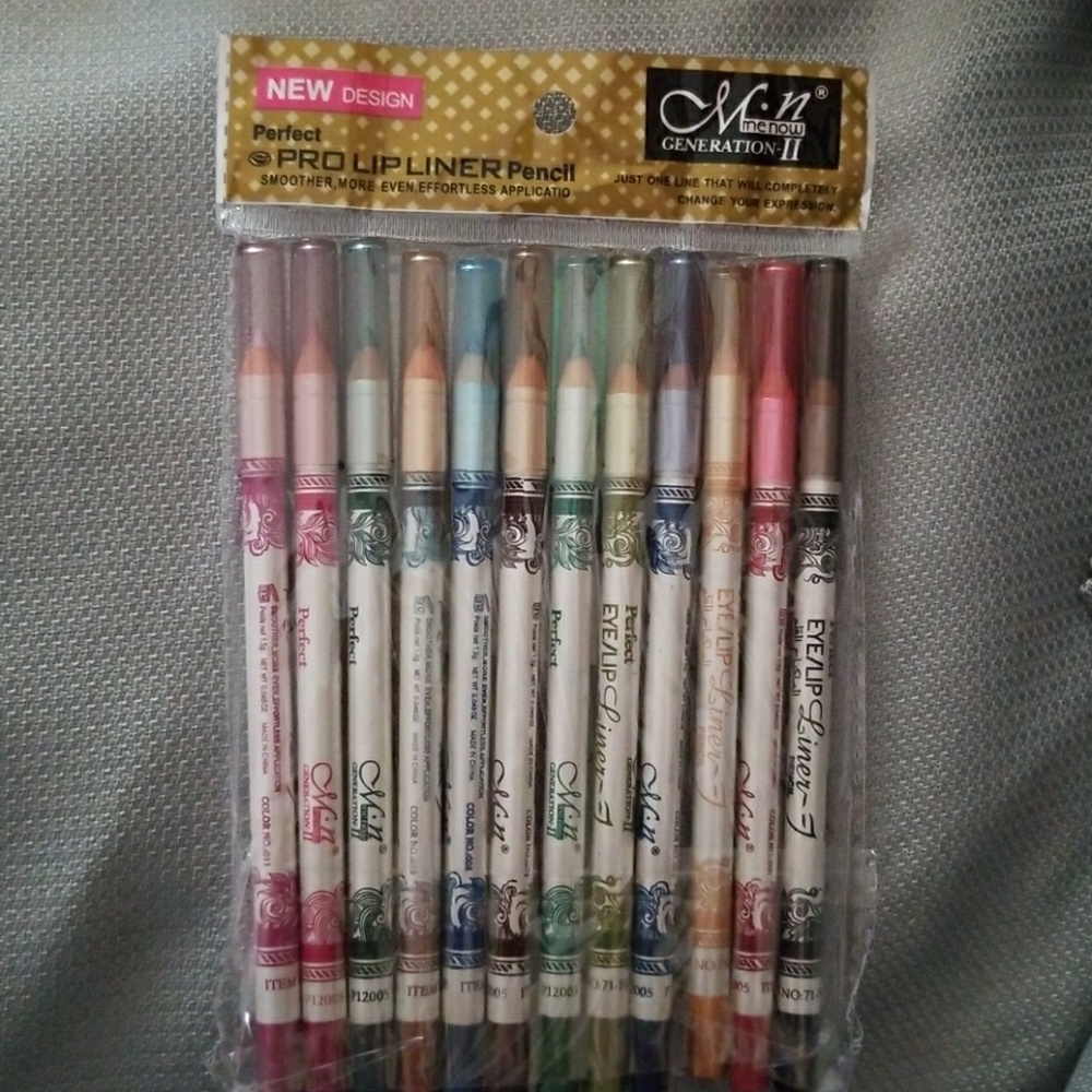 Eye and lip liners